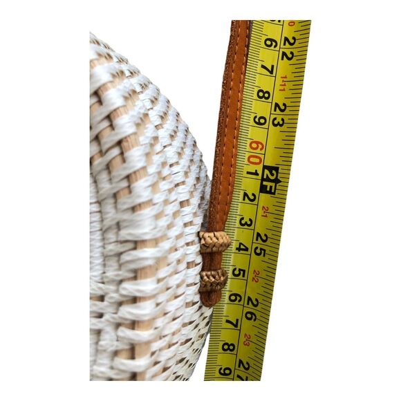 Yik Fung Round Rattan Cross‎ Body Beachy Boho Shoulder Handbag - Picture 8 of 11